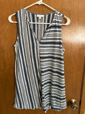 J Jill Women's Tank Top Size Small Blue White Striped Wide Strap Sleeveless
